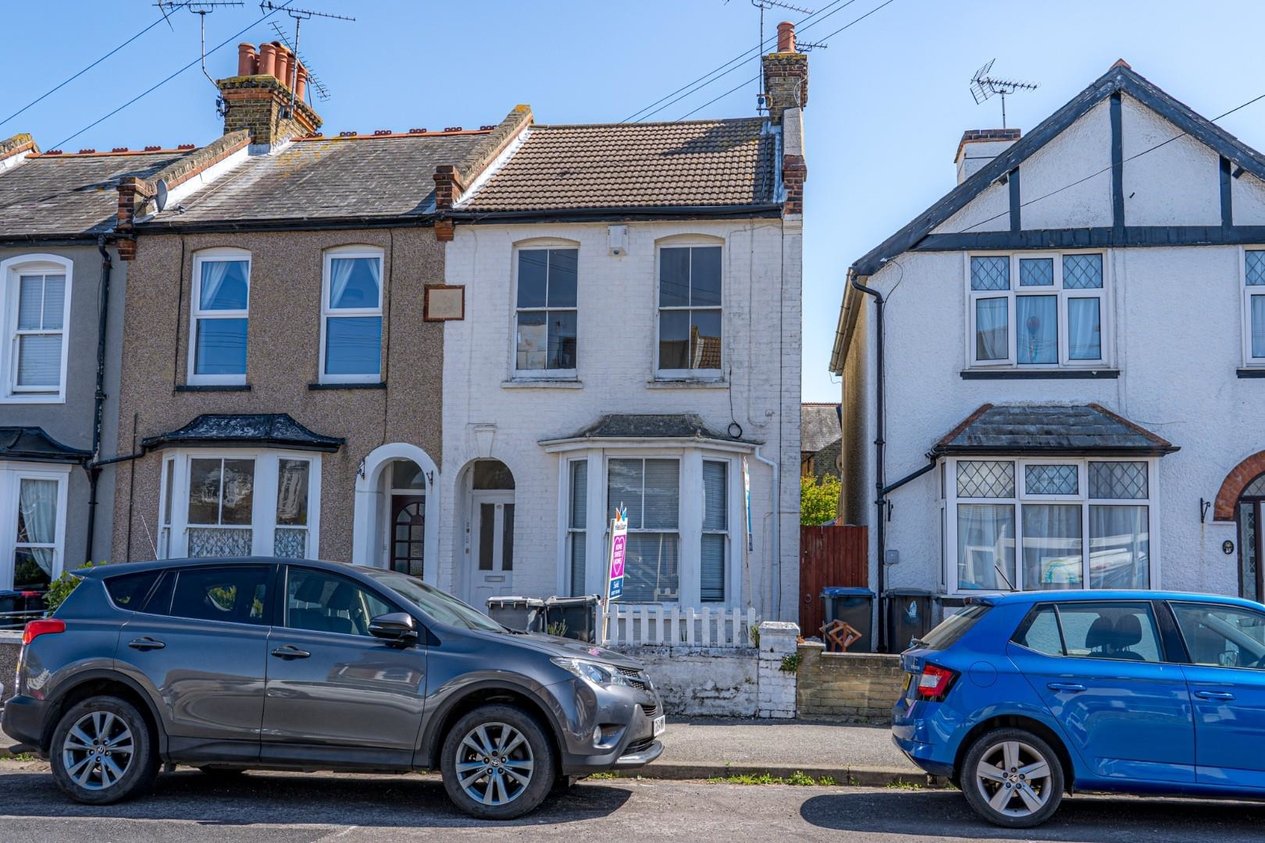 Properties Sold Subject To Contract in Gordon Road 