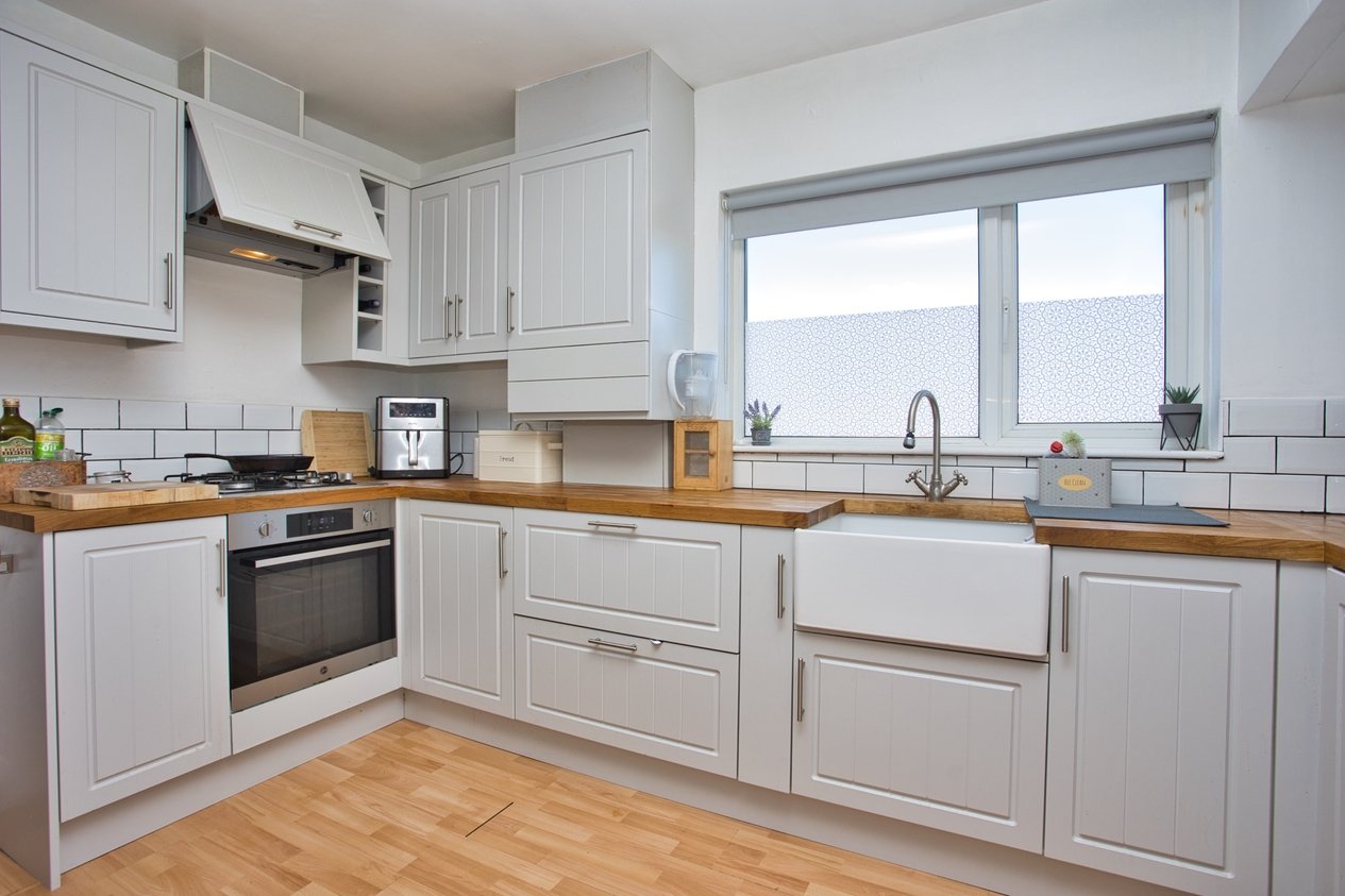 Properties For Sale in Gore Lane Sandwich