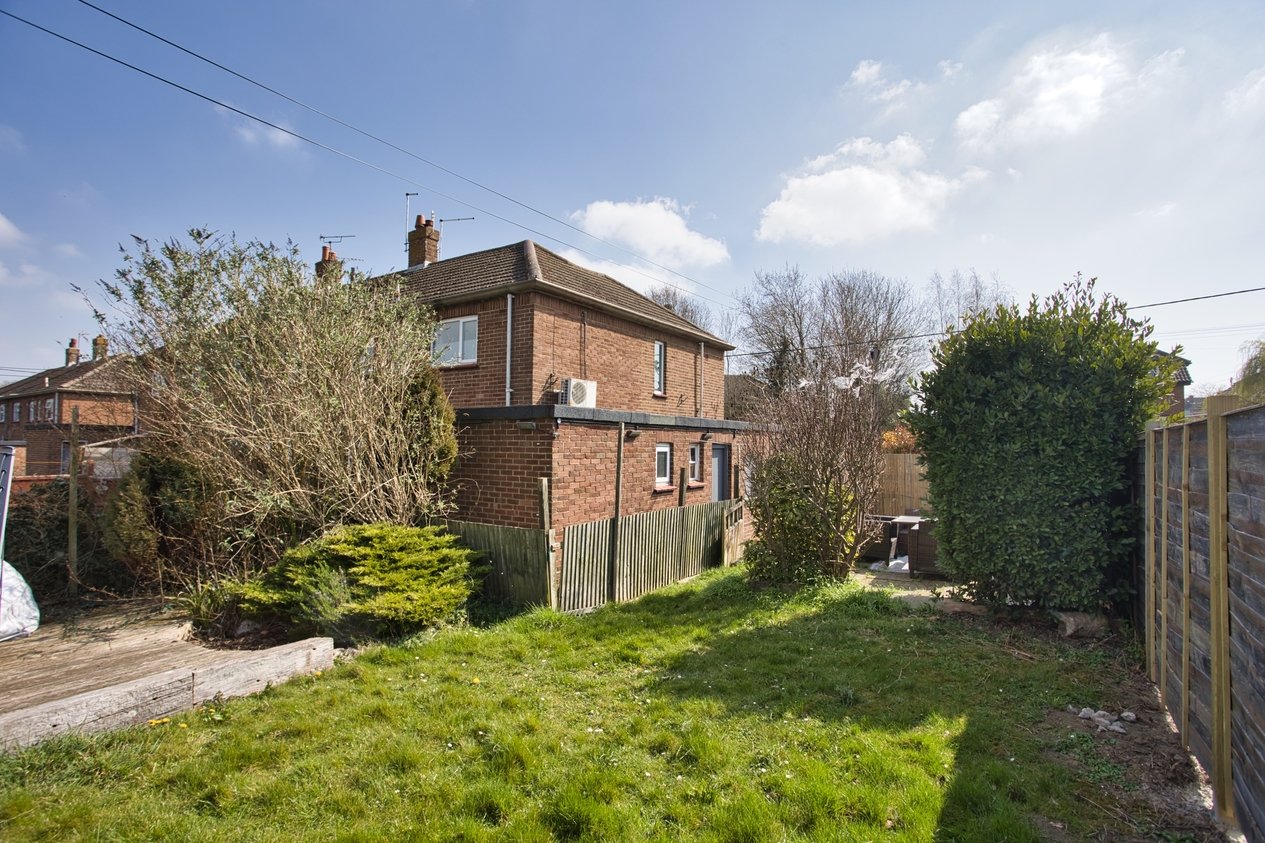 Properties For Sale in Gore Lane Sandwich