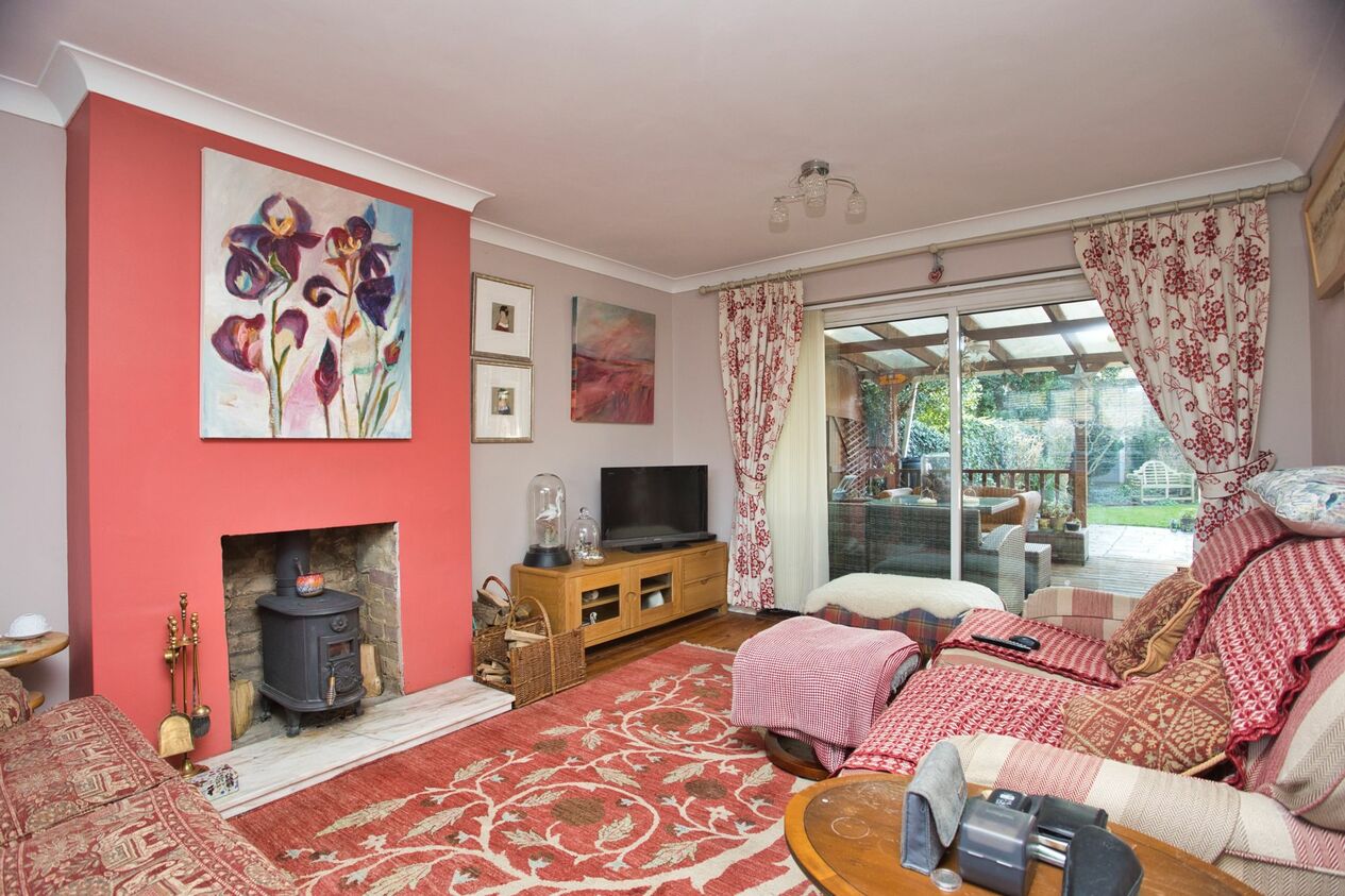 Properties Sold Subject To Contract in Grams Road  Walmer