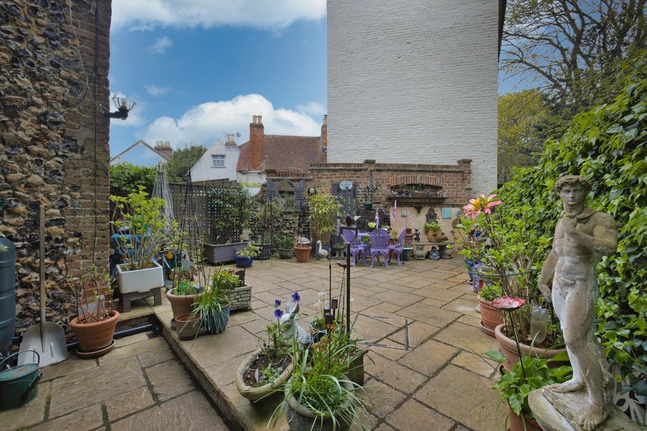 Properties For Sale in Grange Road Ramsgate