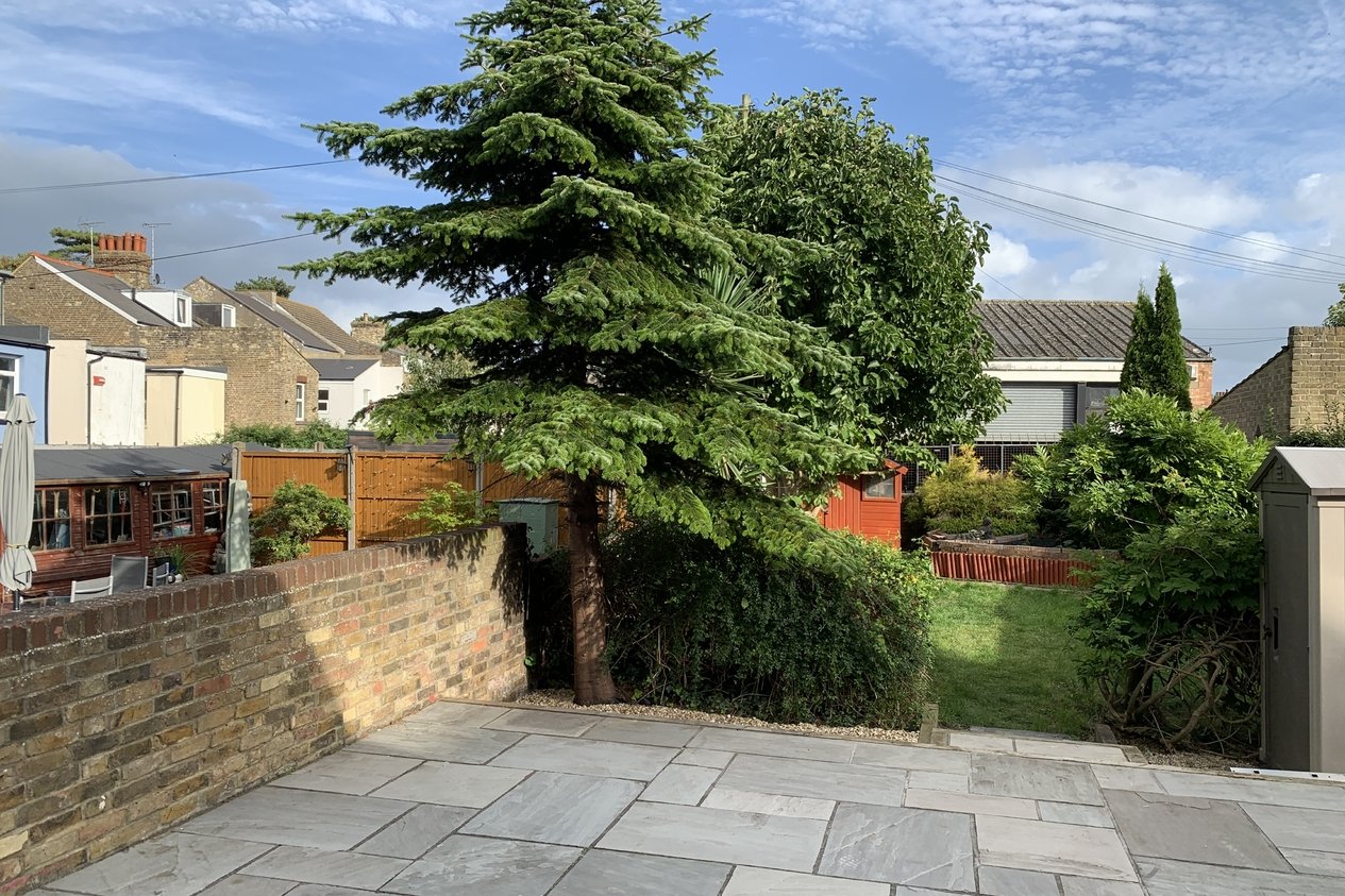 Properties Under Offer in Grange Road Ramsgate