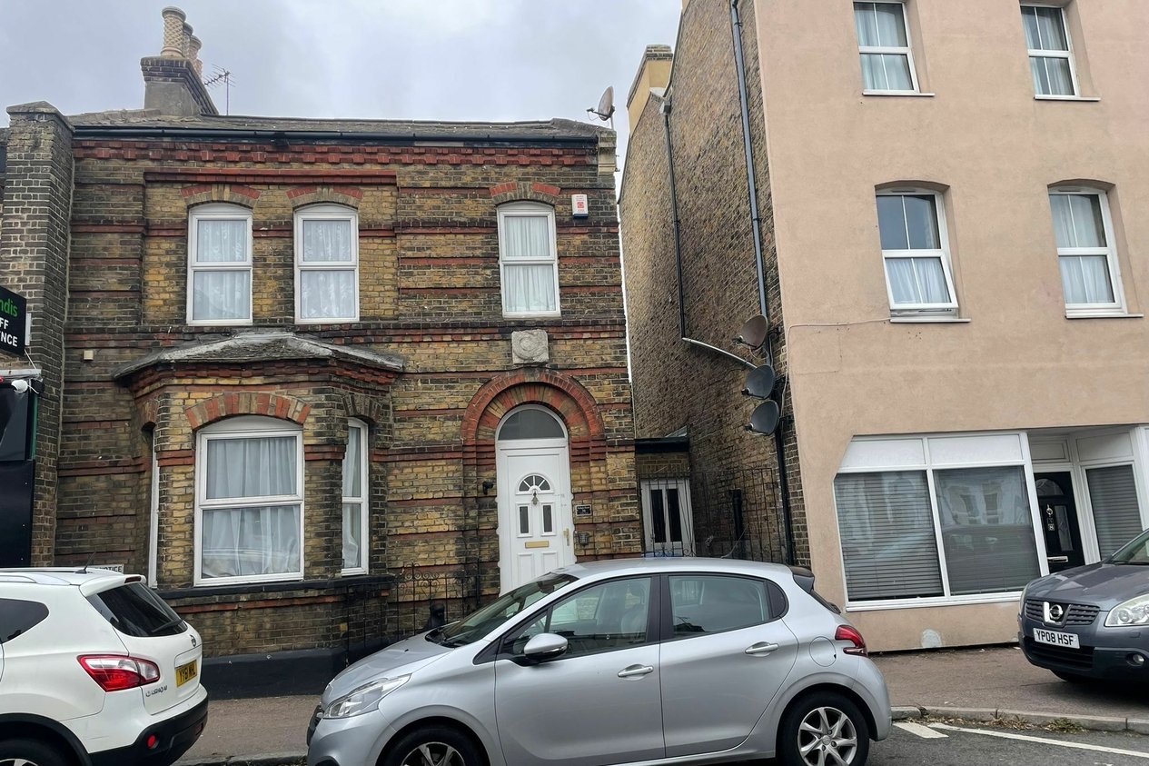 Properties Under Offer in Grange Road 