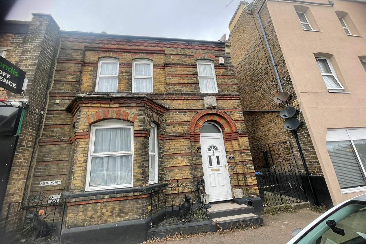 Properties Under Offer in Grange Road 