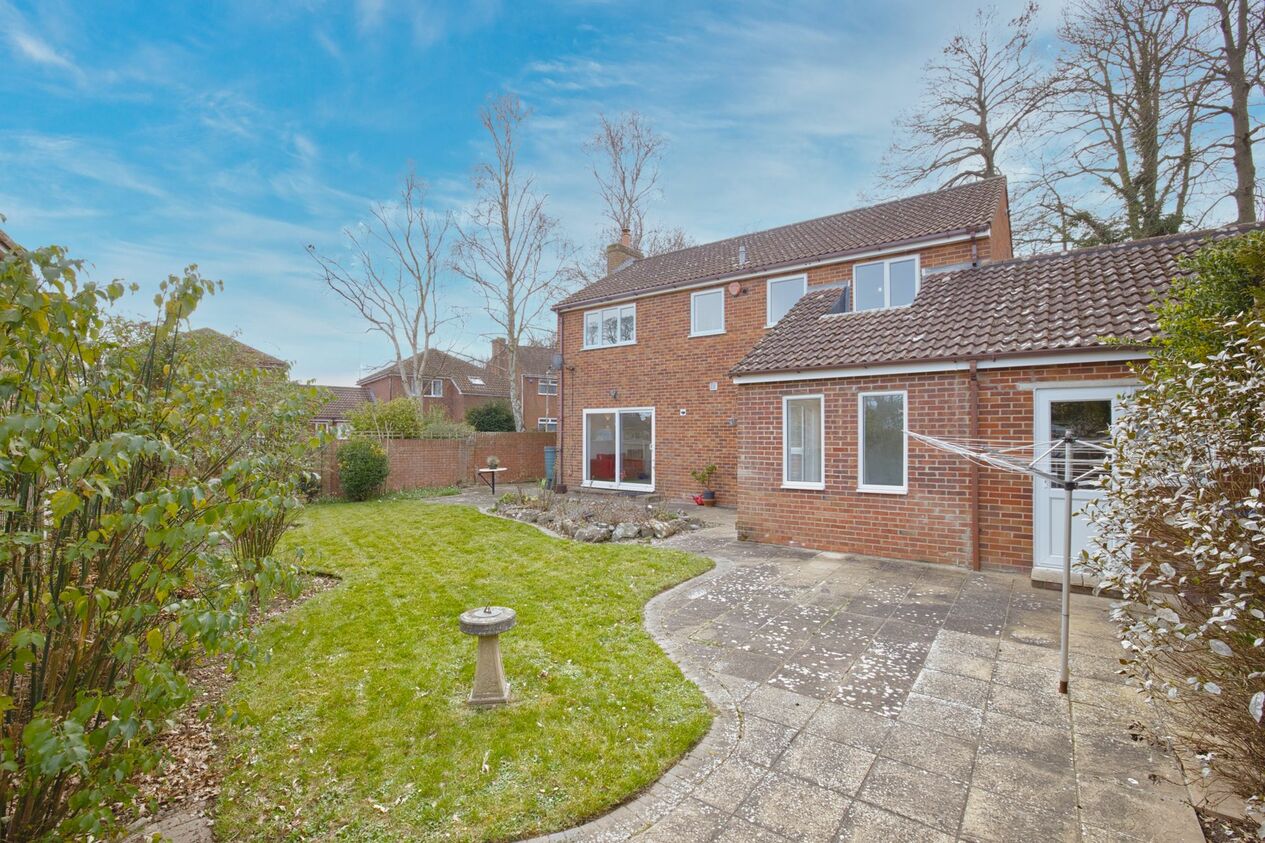 Properties For Sale in Grange Way  Broadstairs