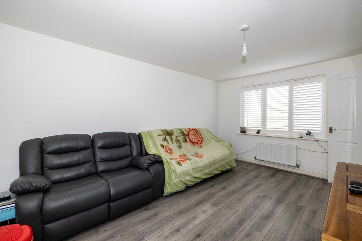 Properties Under Offer in Granville Close Aylesham