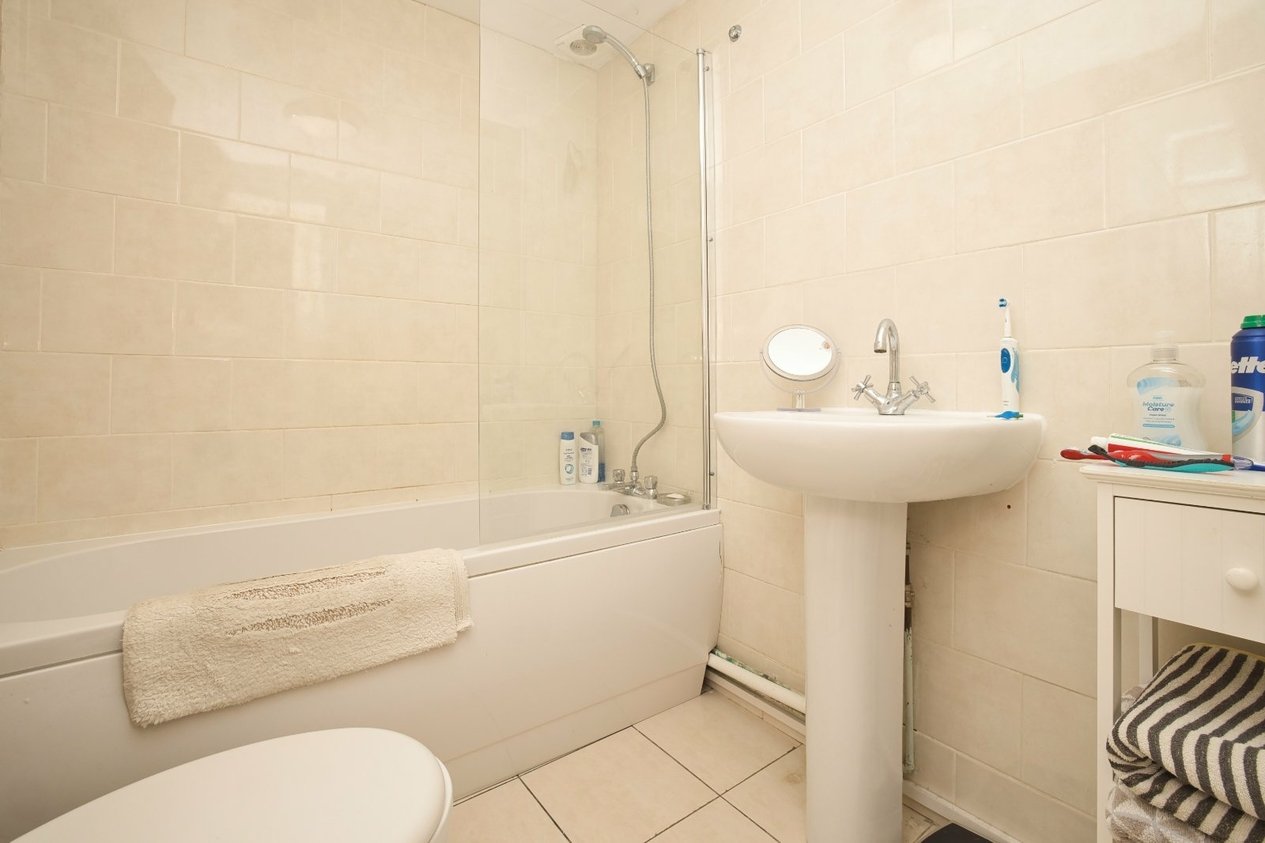 Properties For Sale in Granville House Victoria Parade