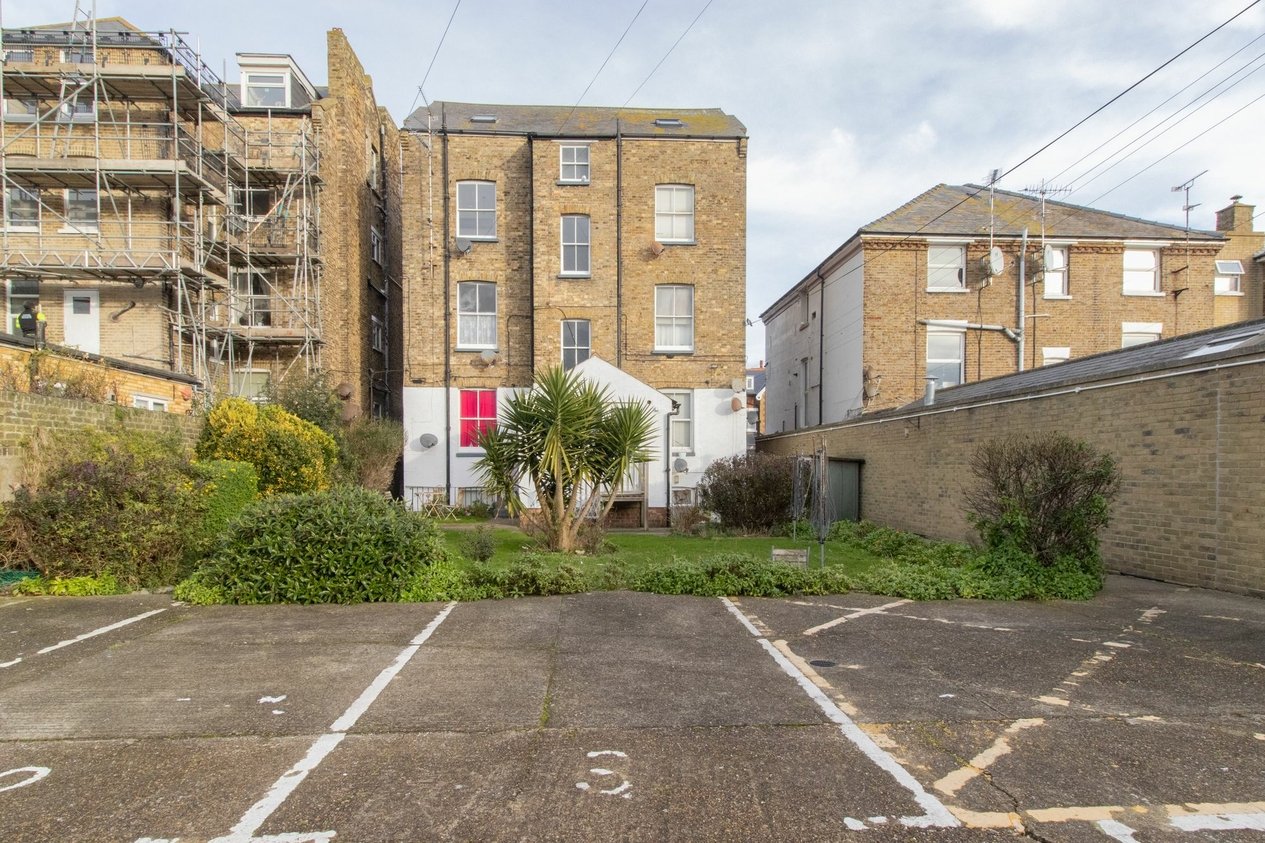 Properties For Sale in 18 Granville Road  Broadstairs