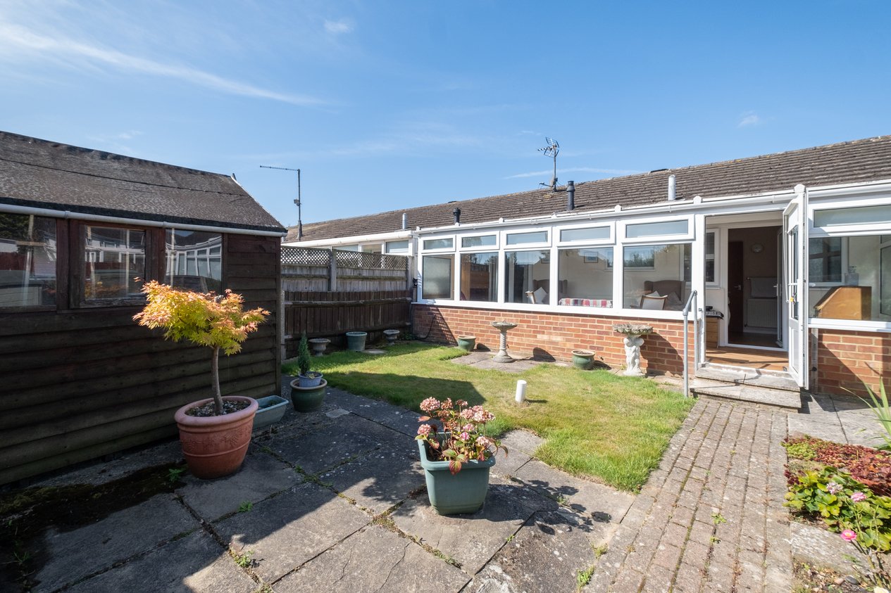 Properties Under Offer in Grasmere Road Ashford