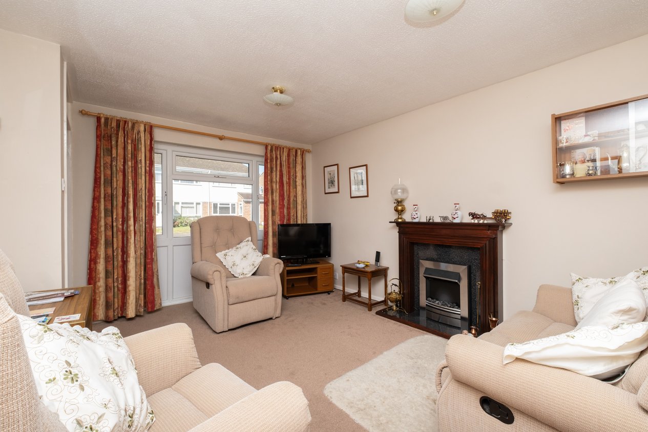 Properties Under Offer in Grasmere Road Ashford