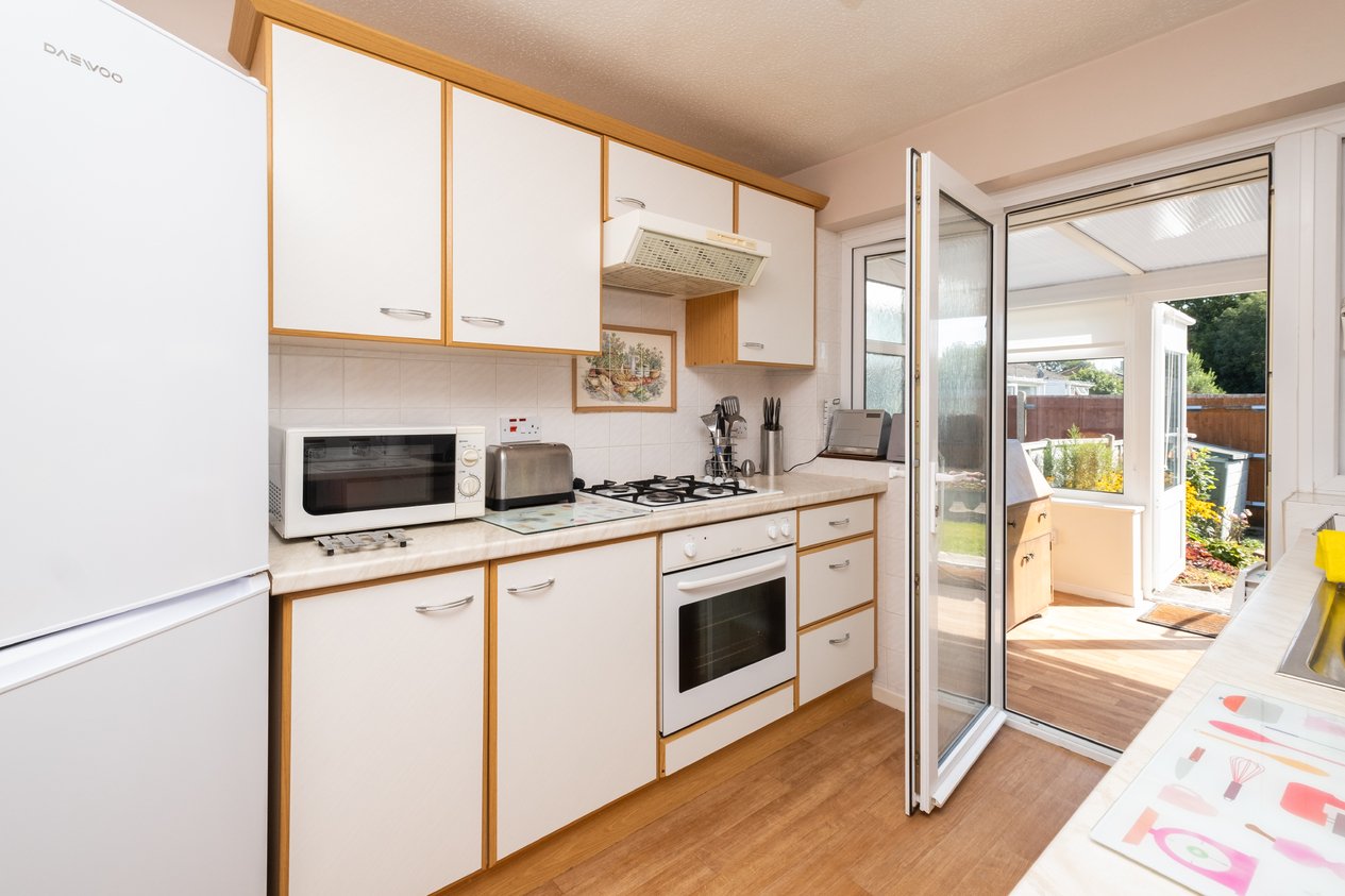 Properties Under Offer in Grasmere Road Ashford