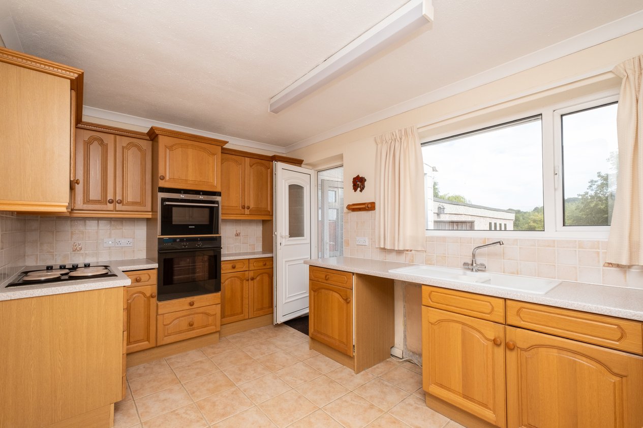 Properties Sold Subject to Contract in Grays Way Canterbury