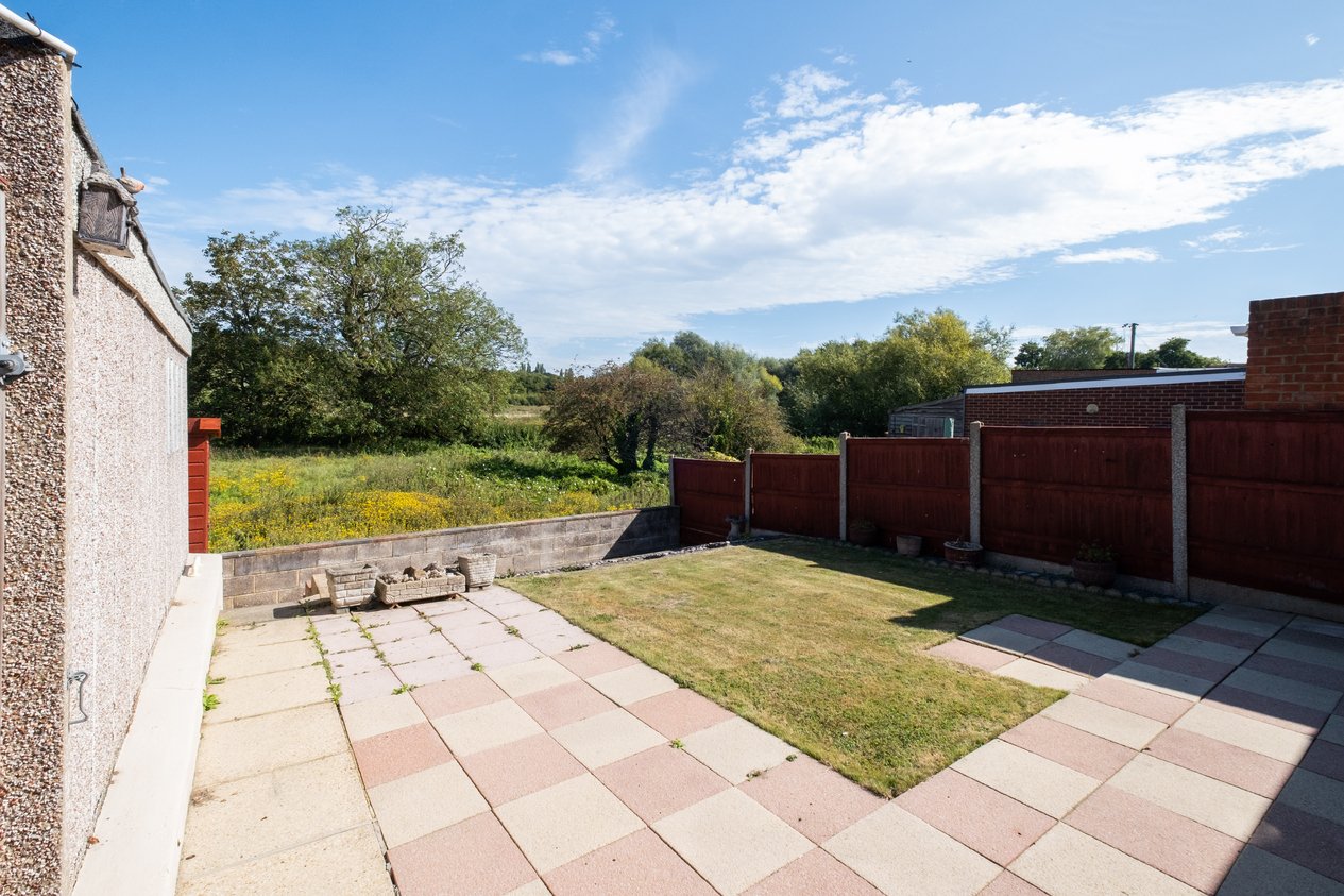 Properties Sold Subject to Contract in Grays Way Canterbury