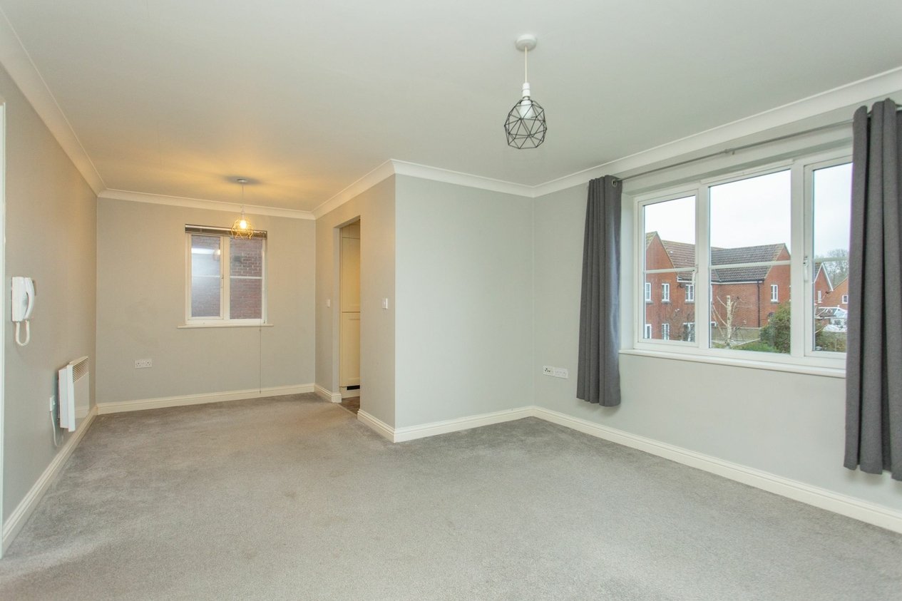 Properties Sold Subject To Contract in Green Close  Whitfield