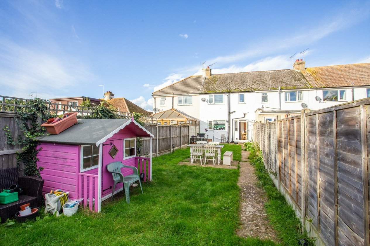 Properties For Sale in Greenhill Gardens  Herne Bay