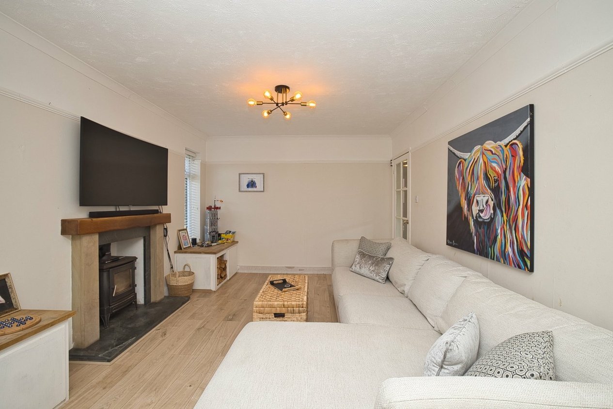 Properties For Sale in Greenhill Gardens Minster