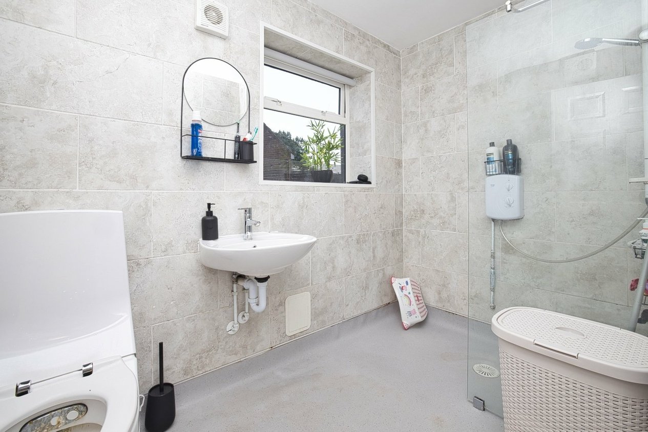 Properties For Sale in Greenhill Gardens Minster