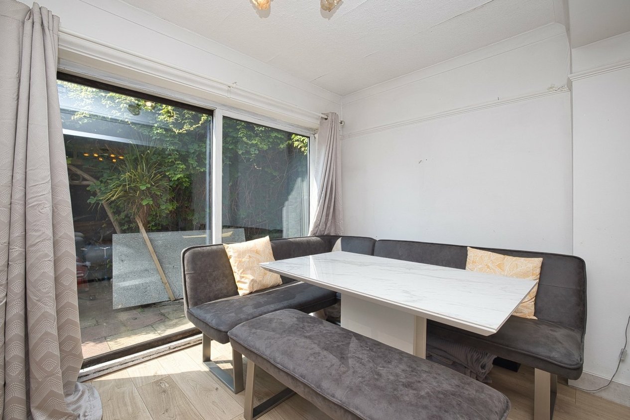 Properties For Sale in Greenhill Gardens Minster