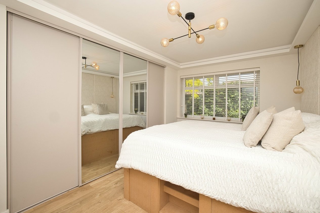 Properties For Sale in Greenhill Gardens Minster