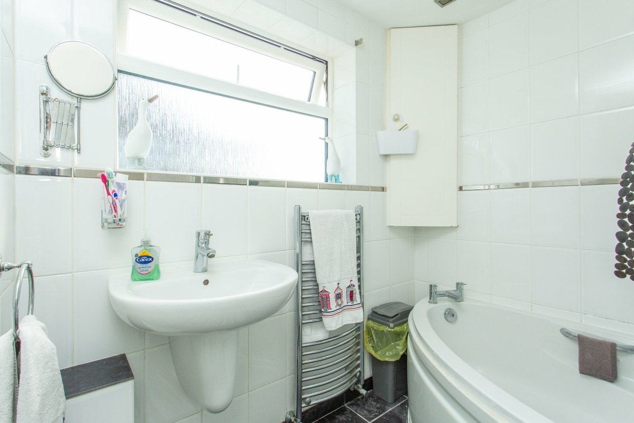 Properties For Sale in Greenhill Road Herne Bay