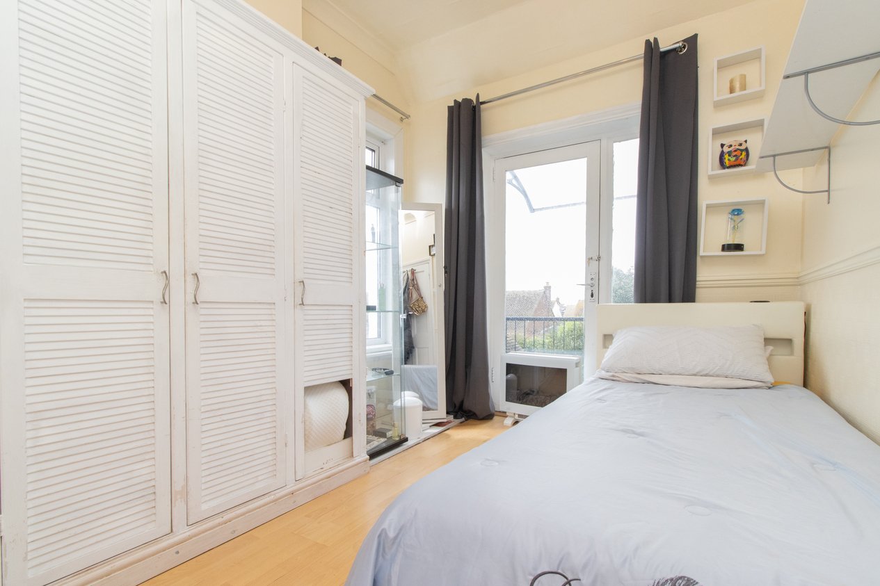 Properties For Sale in Greenhill Road Herne Bay