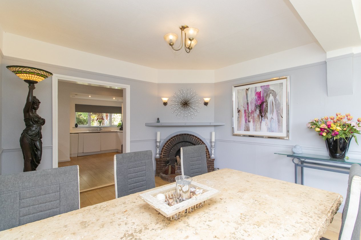 Properties For Sale in Greenhill Road Herne Bay