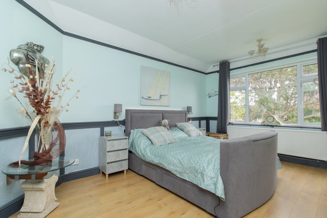 Properties For Sale in Greenhill Road Herne Bay