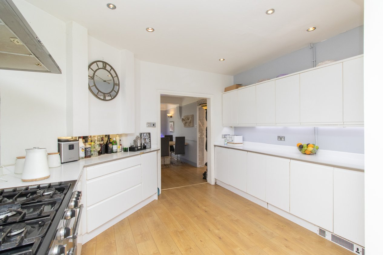 Properties For Sale in Greenhill Road Herne Bay