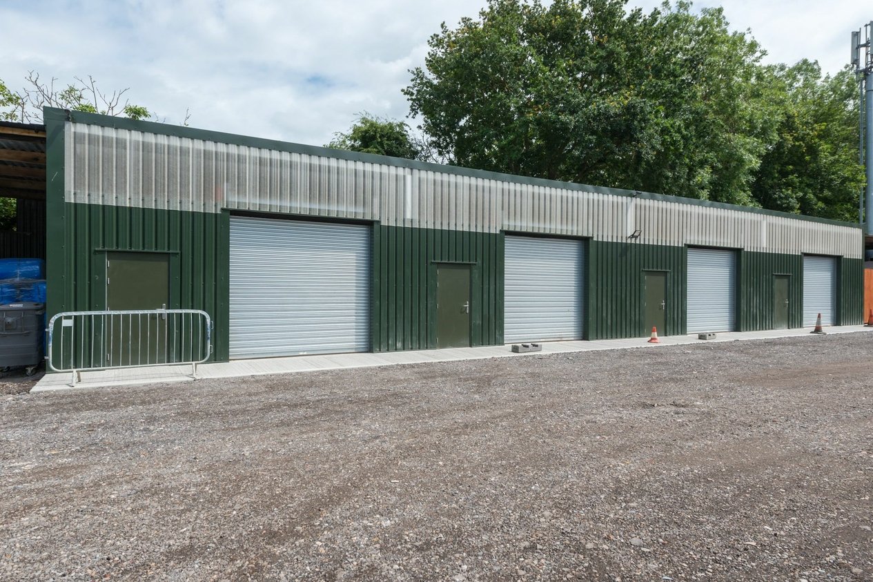 Properties To Let in Greensole Yard  Manston