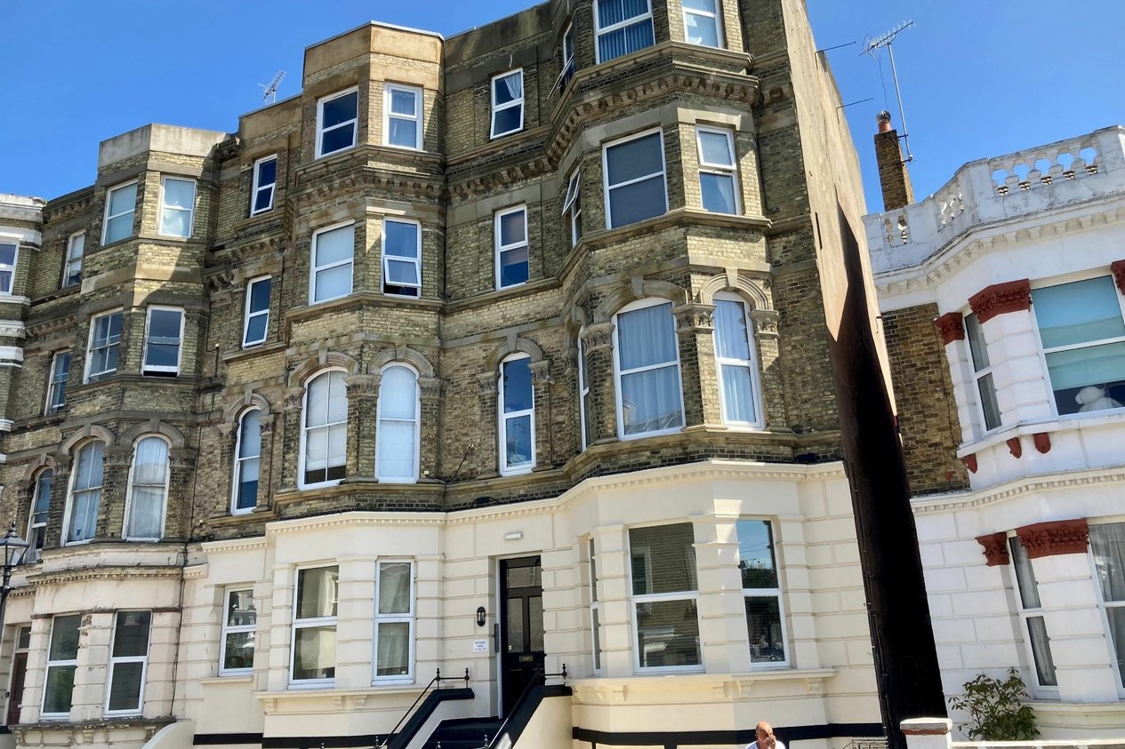 Properties Under Offer in Greenwich House Cliftonville