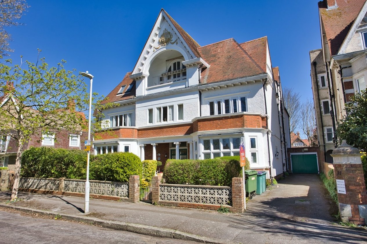 Properties For Sale in Grimston Gardens Folkestone