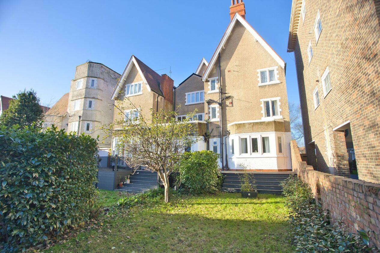 Properties For Sale in Grimston Gardens  Folkestone