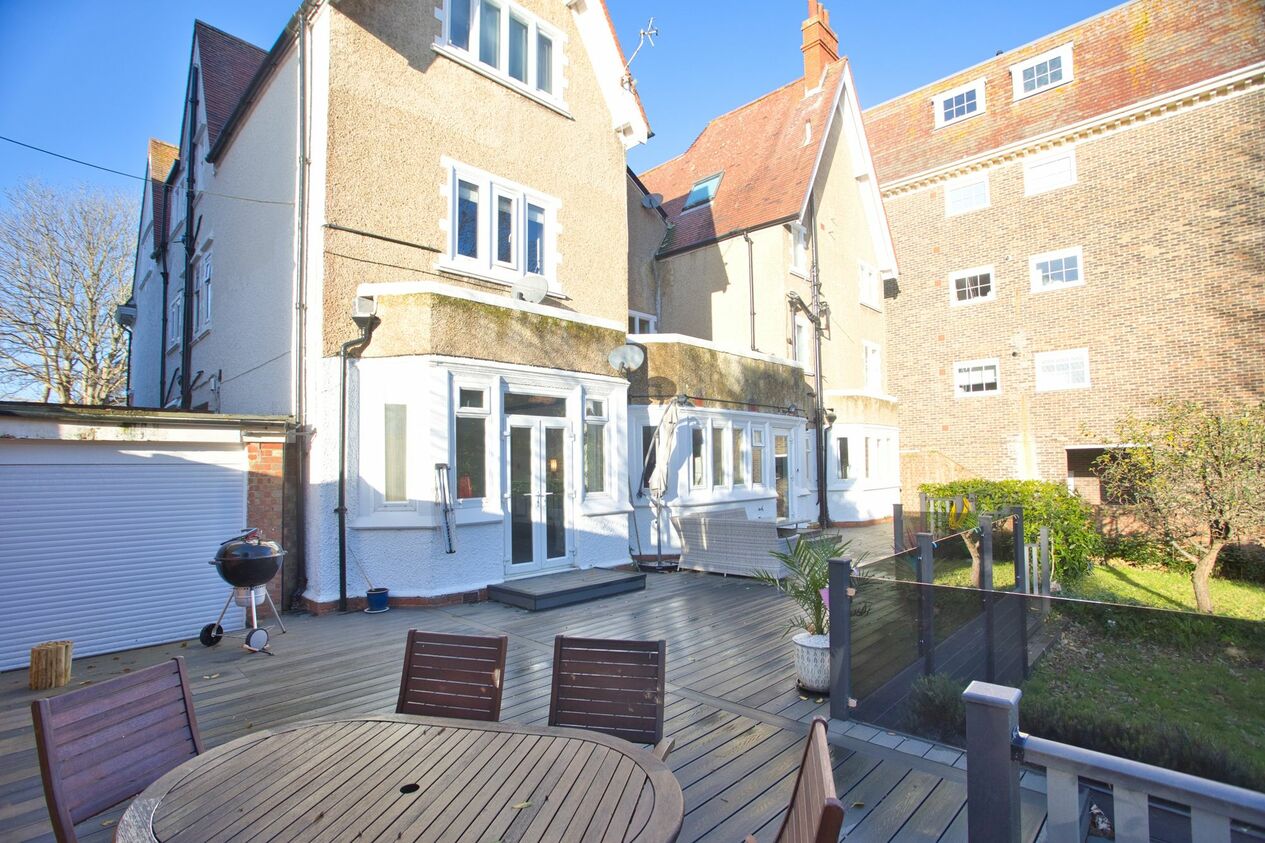 Properties For Sale in Grimston Gardens  Folkestone