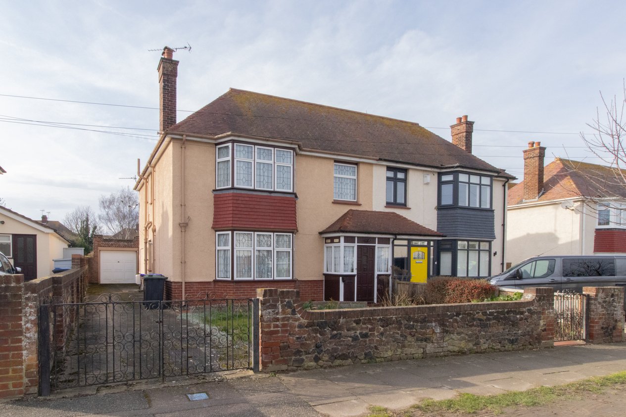 Properties For Sale in Grove Gardens Margate