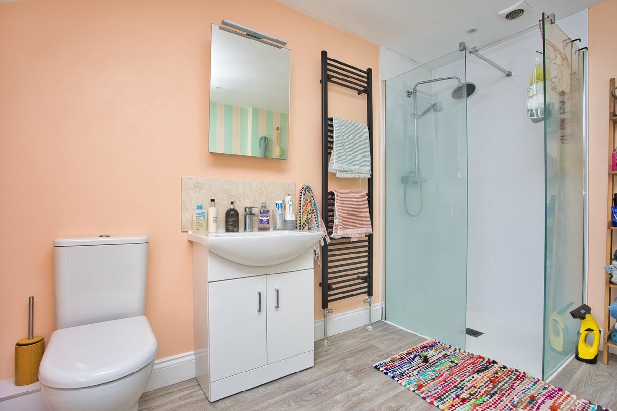 Properties Under Offer in Grove Road Folkestone