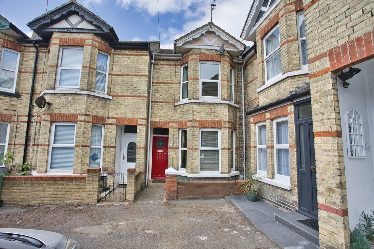 Properties Under Offer in Grove Road Folkestone