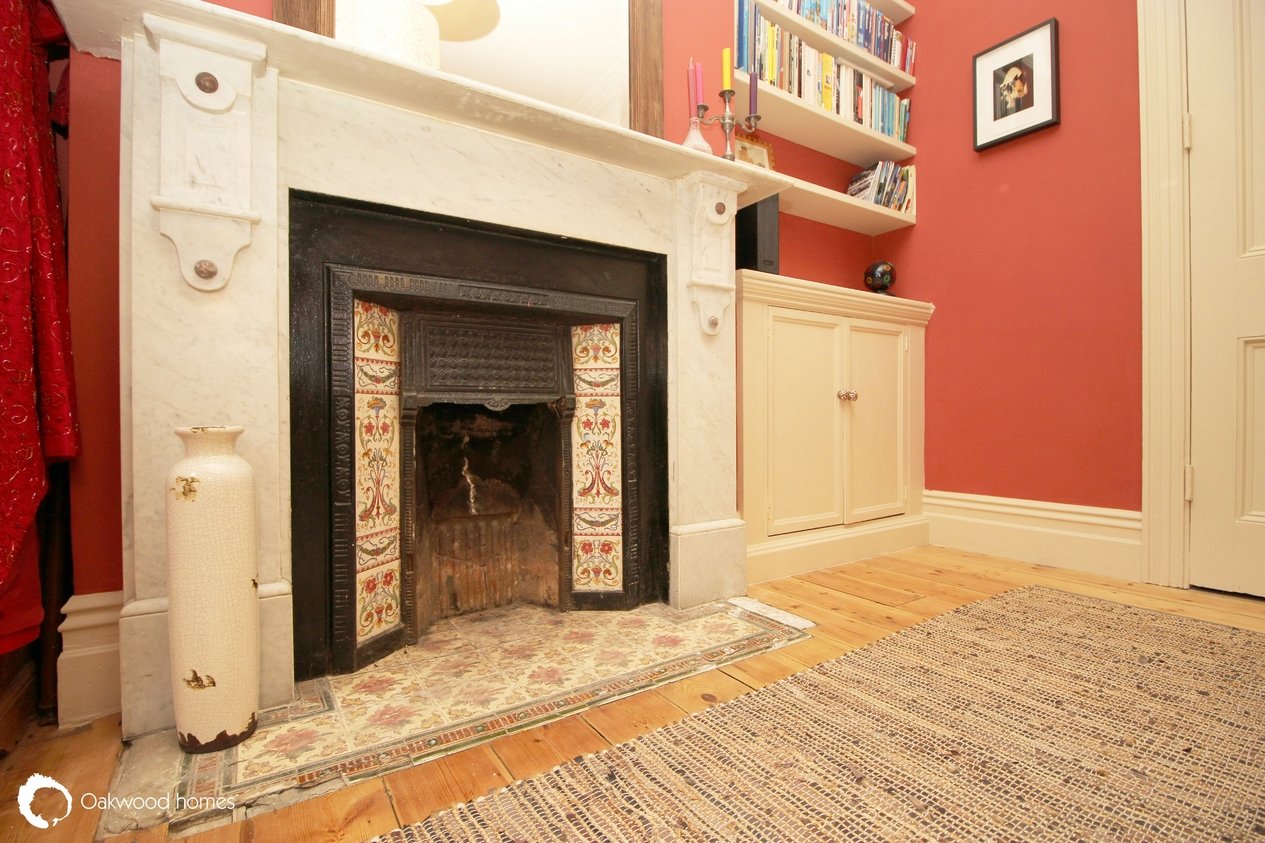 Properties For Sale in Grove Road 
