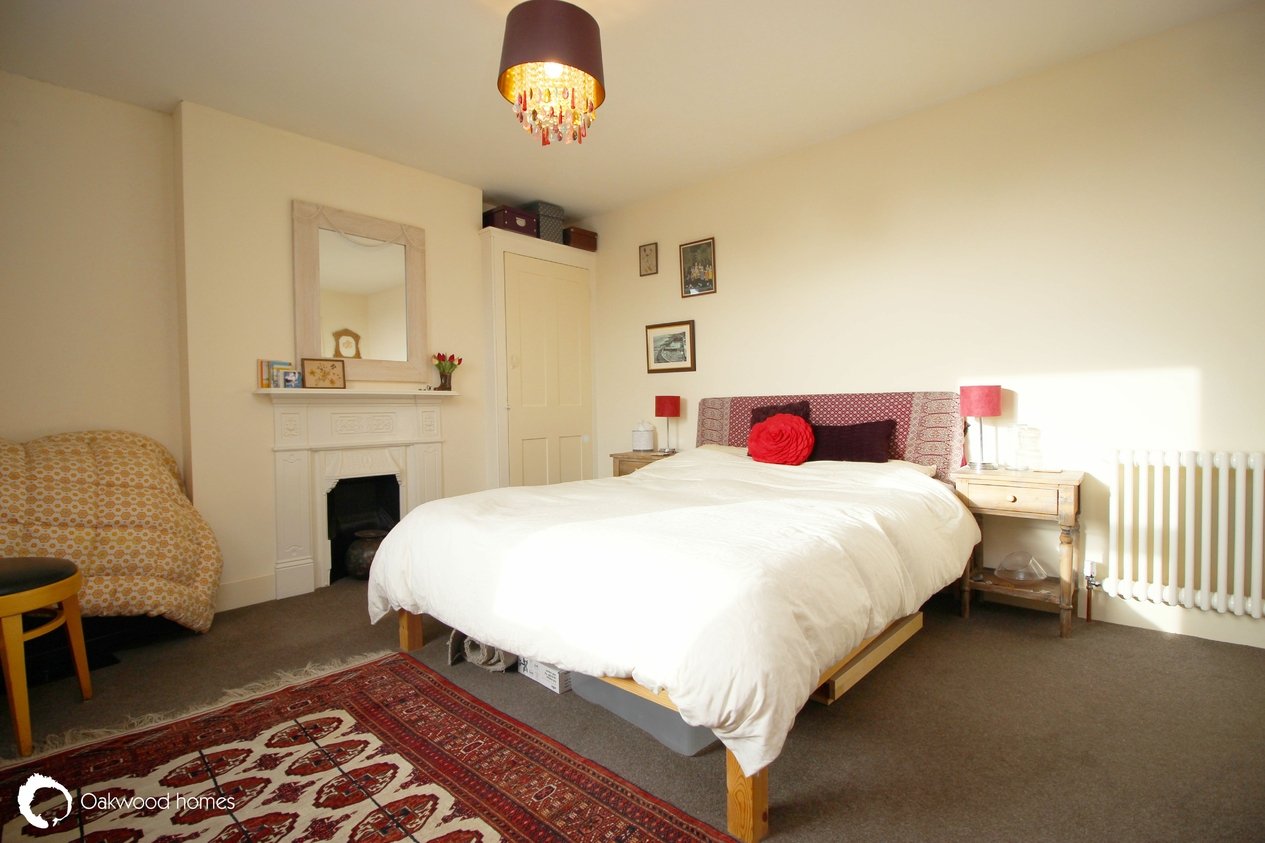 Properties For Sale in Grove Road 