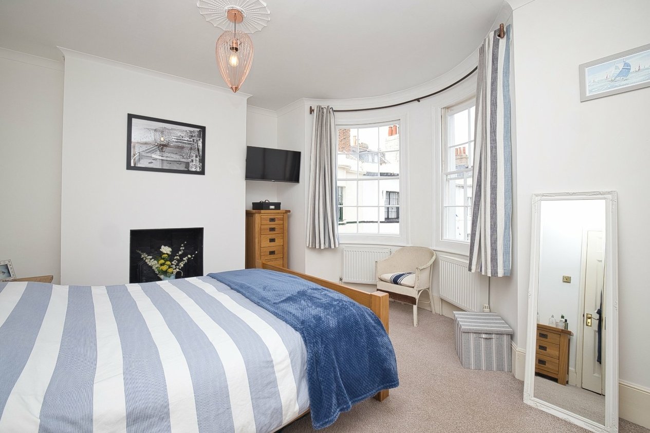 Properties For Sale in Guildford Lawn Ramsgate