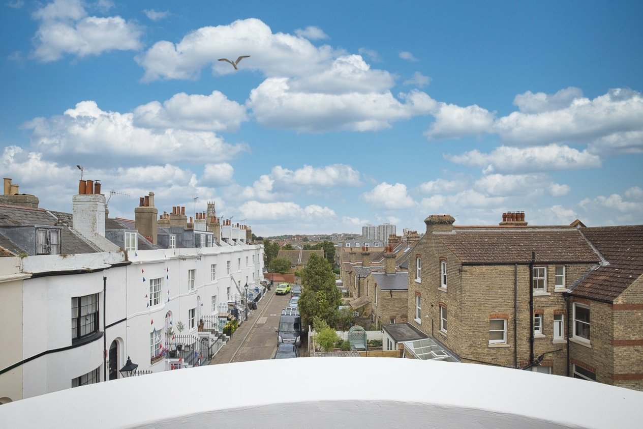 Properties For Sale in Guildford Lawn Ramsgate
