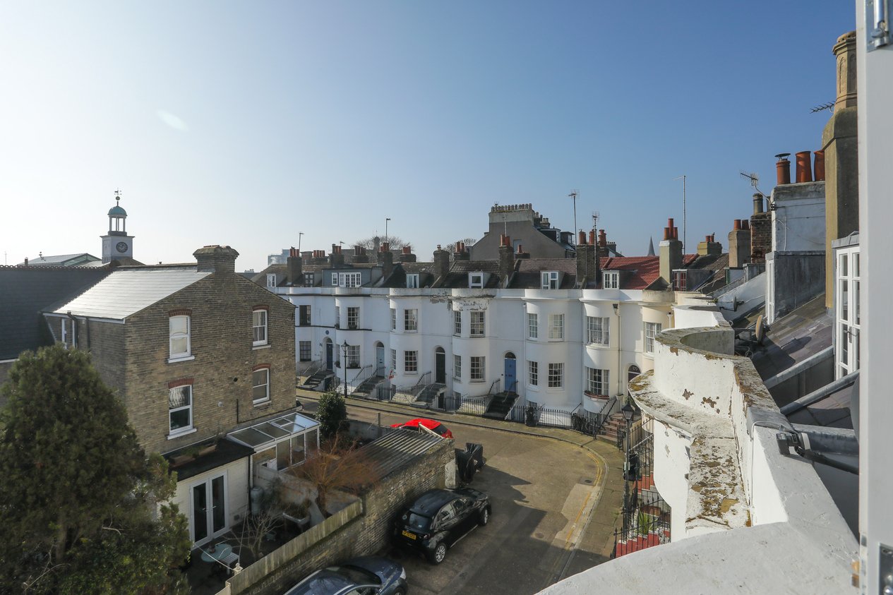Properties For Sale in Guildford Lawn Ramsgate