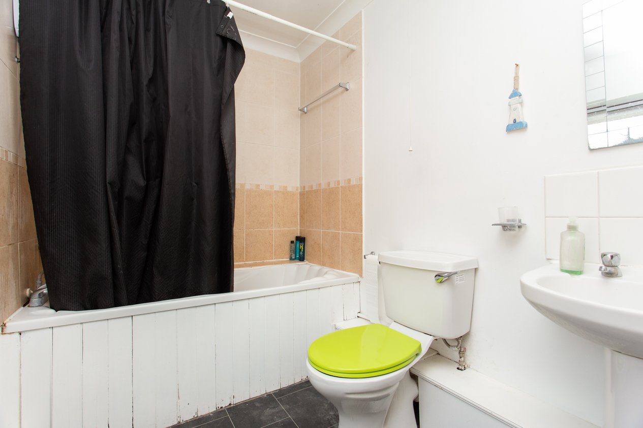 Properties Sold in Guildford Road Canterbury