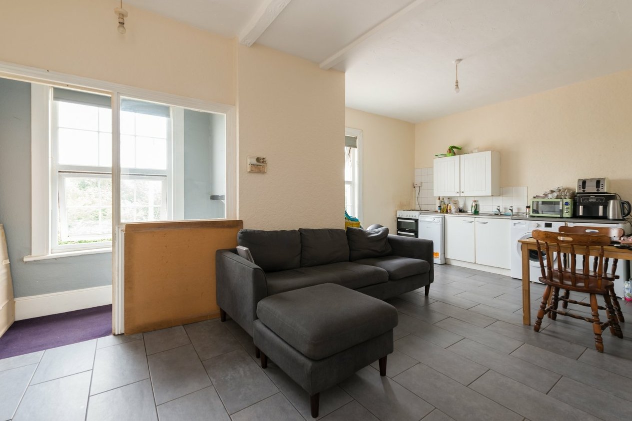 Properties For Sale in Guilton Ash