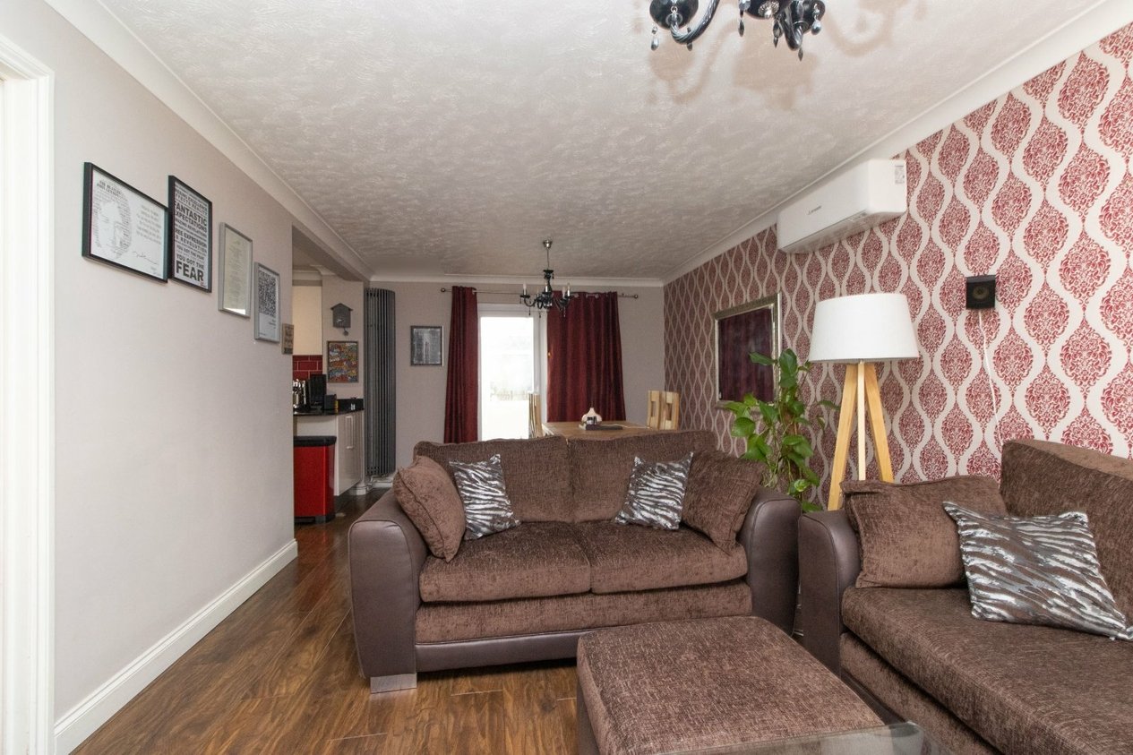 Properties For Sale in Hadlow Drive Cliftonville