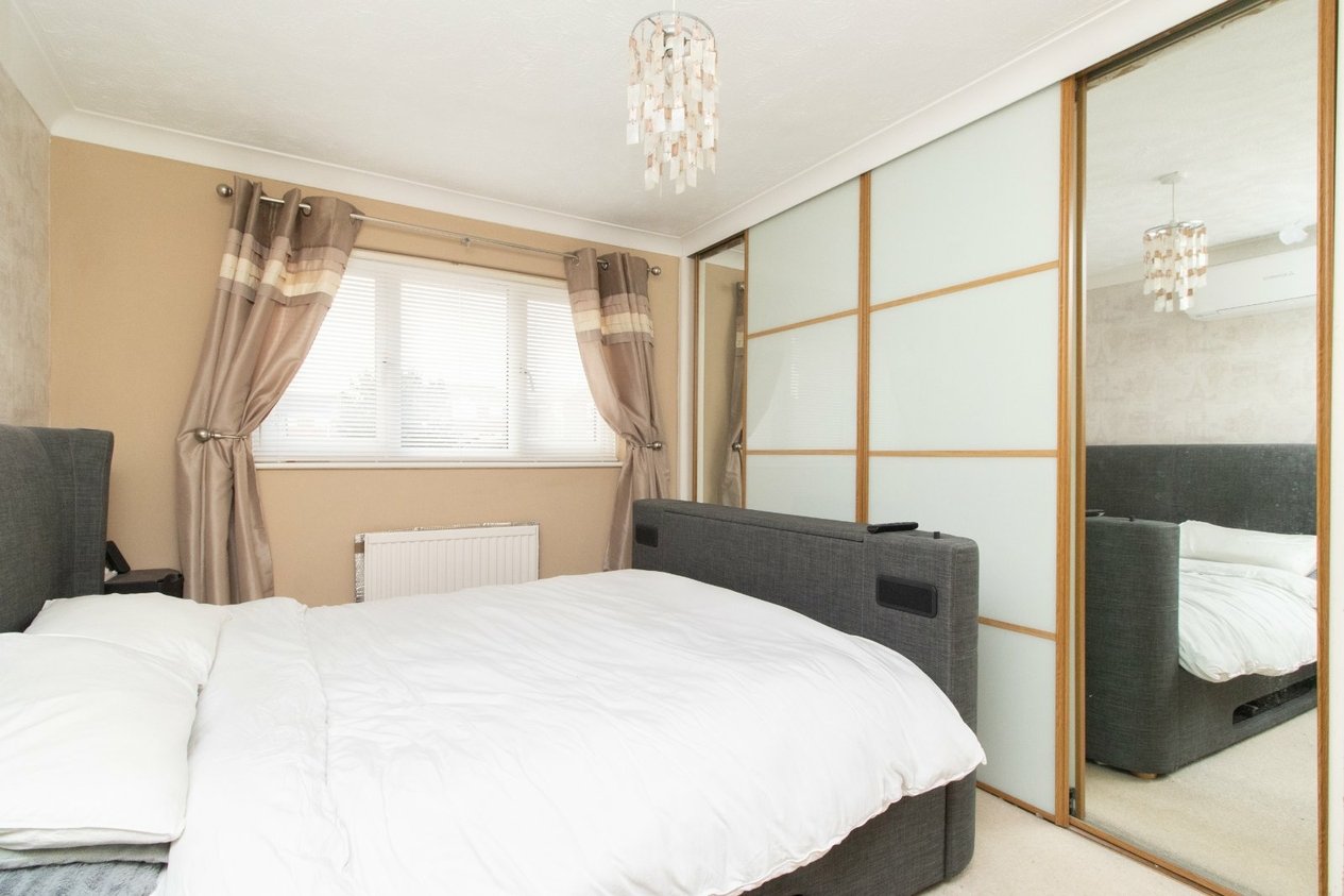 Properties For Sale in Hadlow Drive Cliftonville