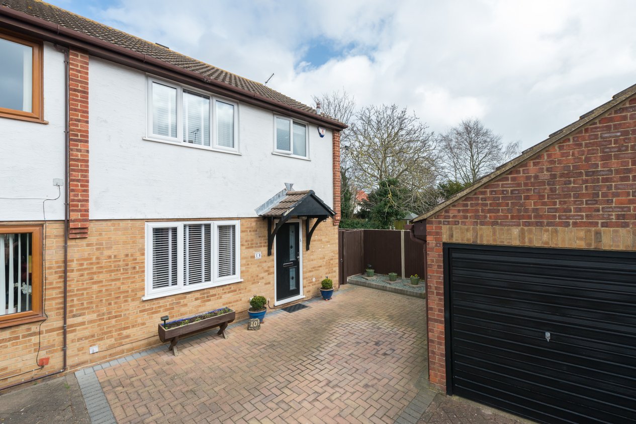 Properties For Sale in Hallcroft Court Ramsgate