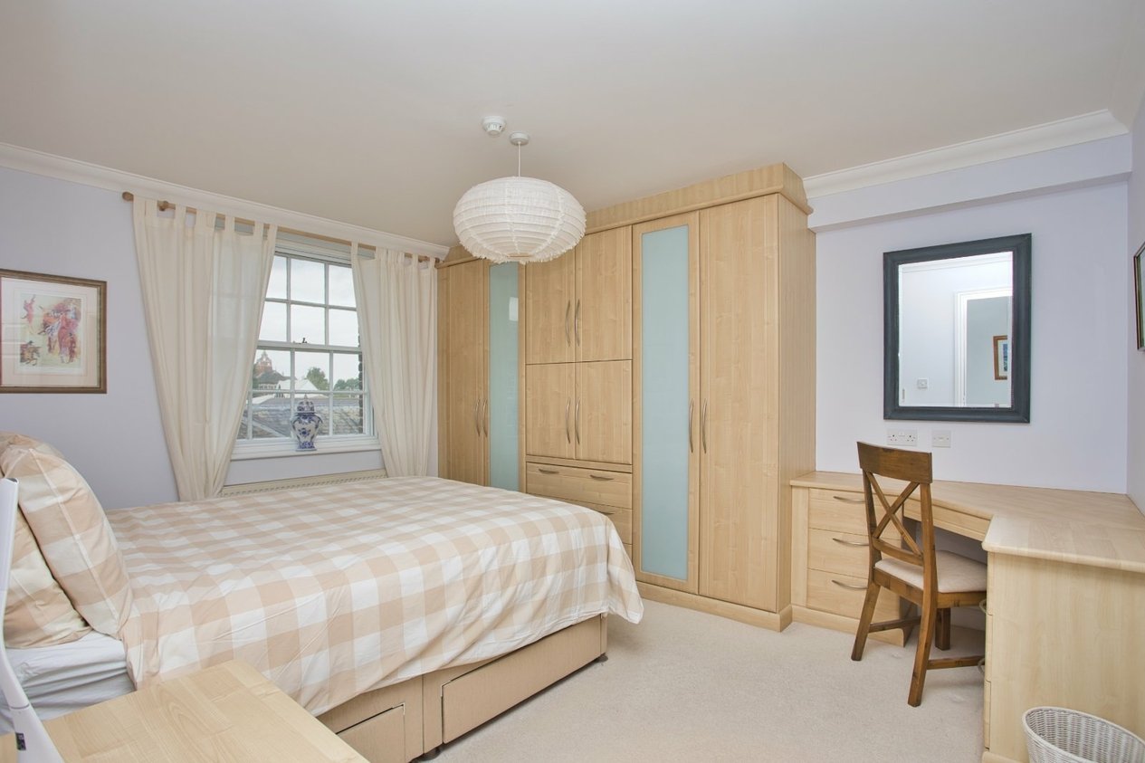 Properties For Sale in Halliday Drive Deal