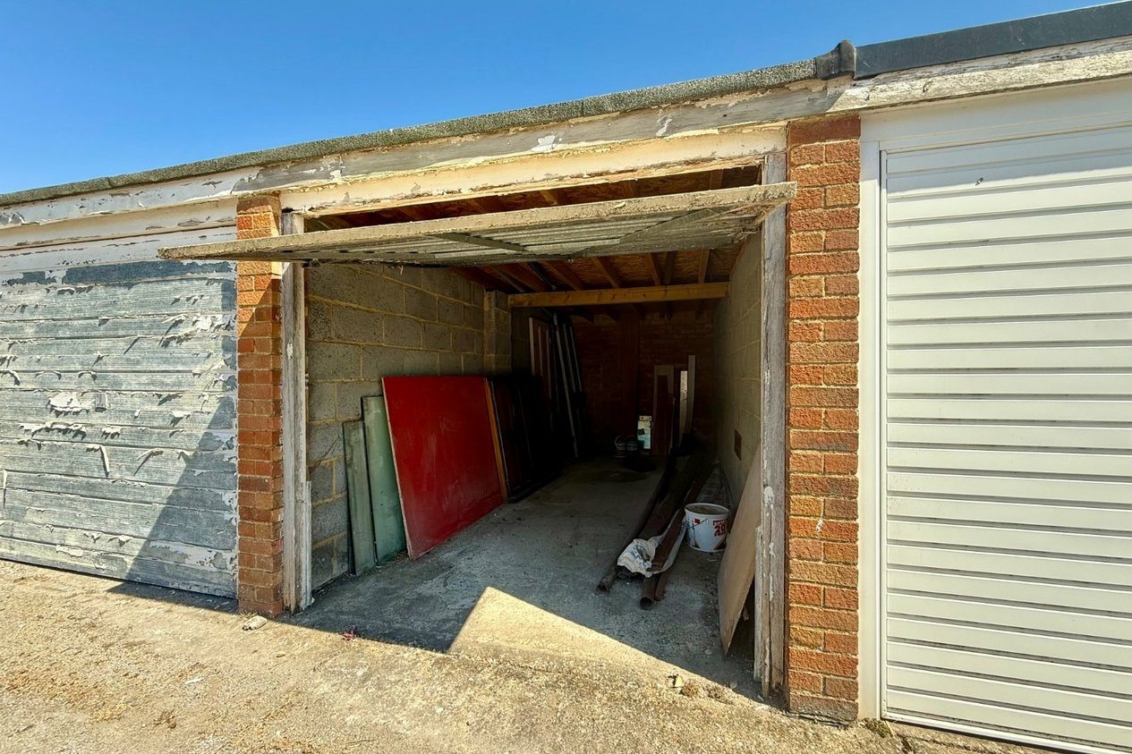 Properties For Sale in Halstead Gardens Cliftonville