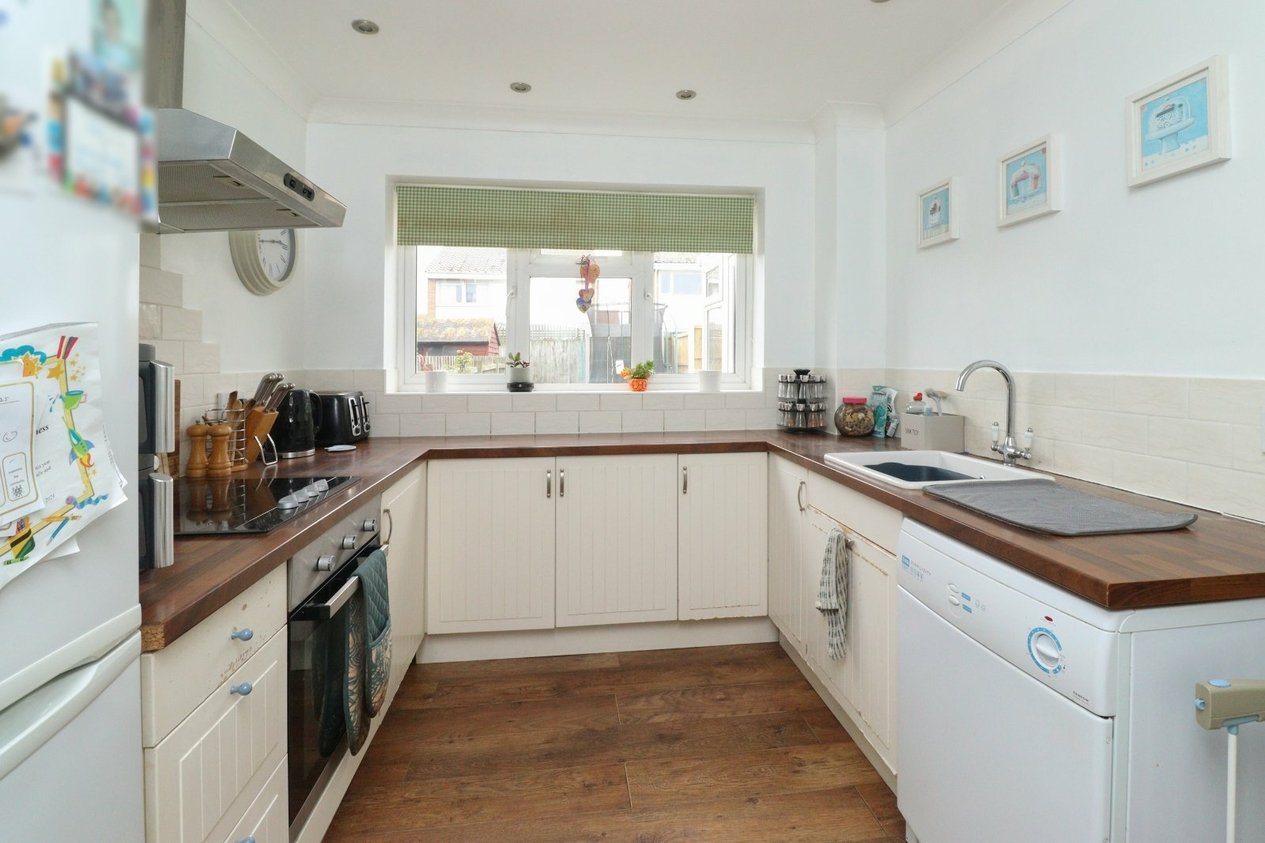 Properties For Sale in Halstead Gardens Margate