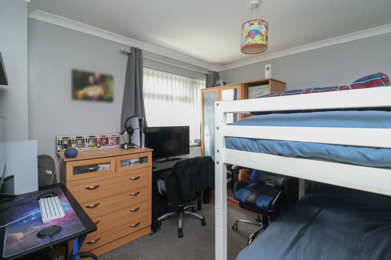 Properties For Sale in Halstead Gardens Margate